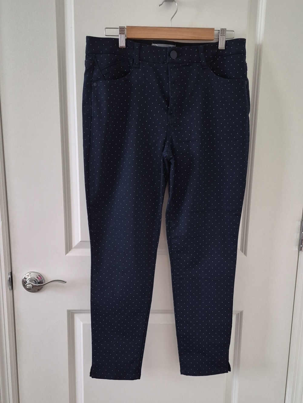 Wit & Wisdom Navy Polka Dot Cropped Jeans